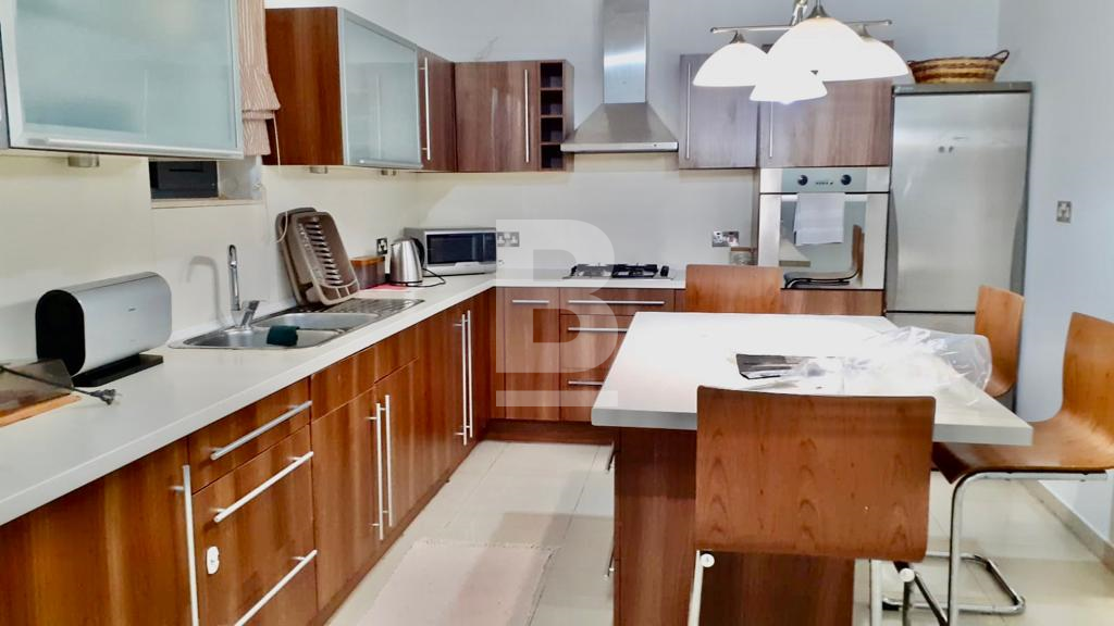 3 bed Apartment for rent - Image 1