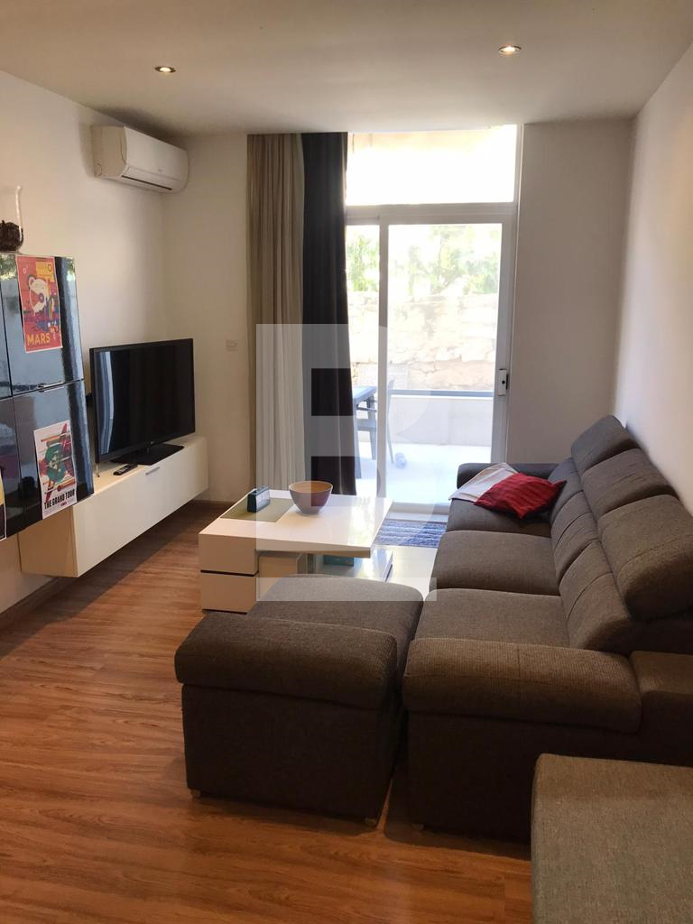 1 bed Apartment for rent - Image 1