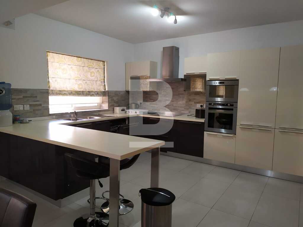 3 bed Apartment for rent - Image 1