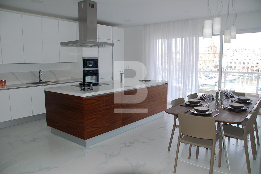 P_500215_Kitchen_and_Dining_Area