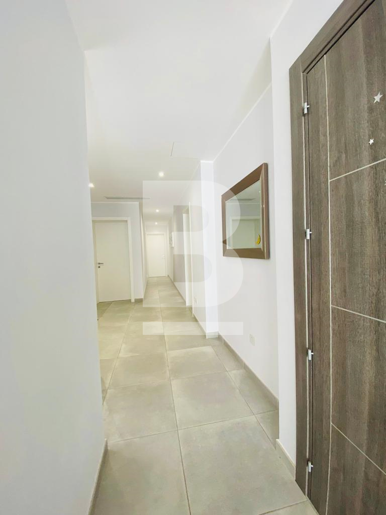 P_500536_CORRIDOR2_NEW.jpg