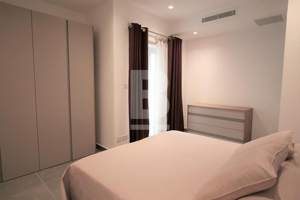 P_500705_6_Bedroom_2_2.jpg