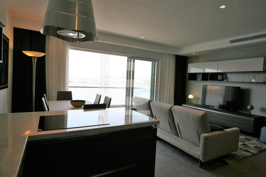 P_500705_6_Kitchen_-_Dining.jpg