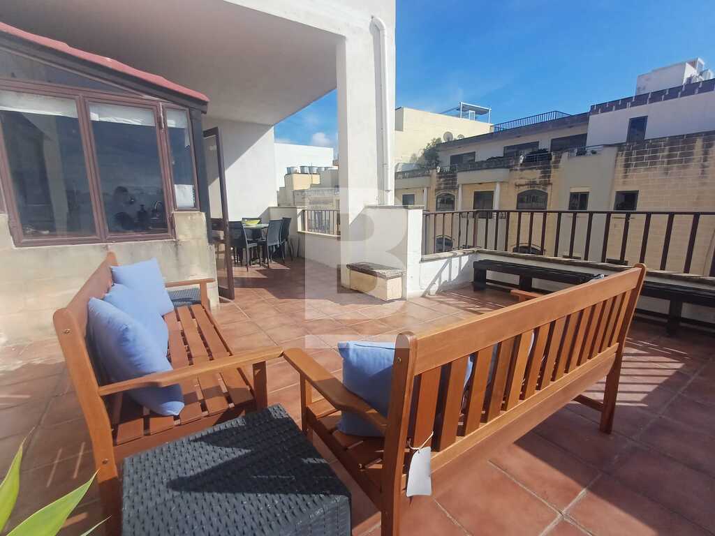 3 bed Apartment for rent - Image 1