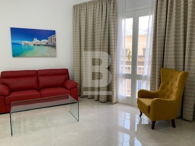 3 bed Apartment for rent - Image 1