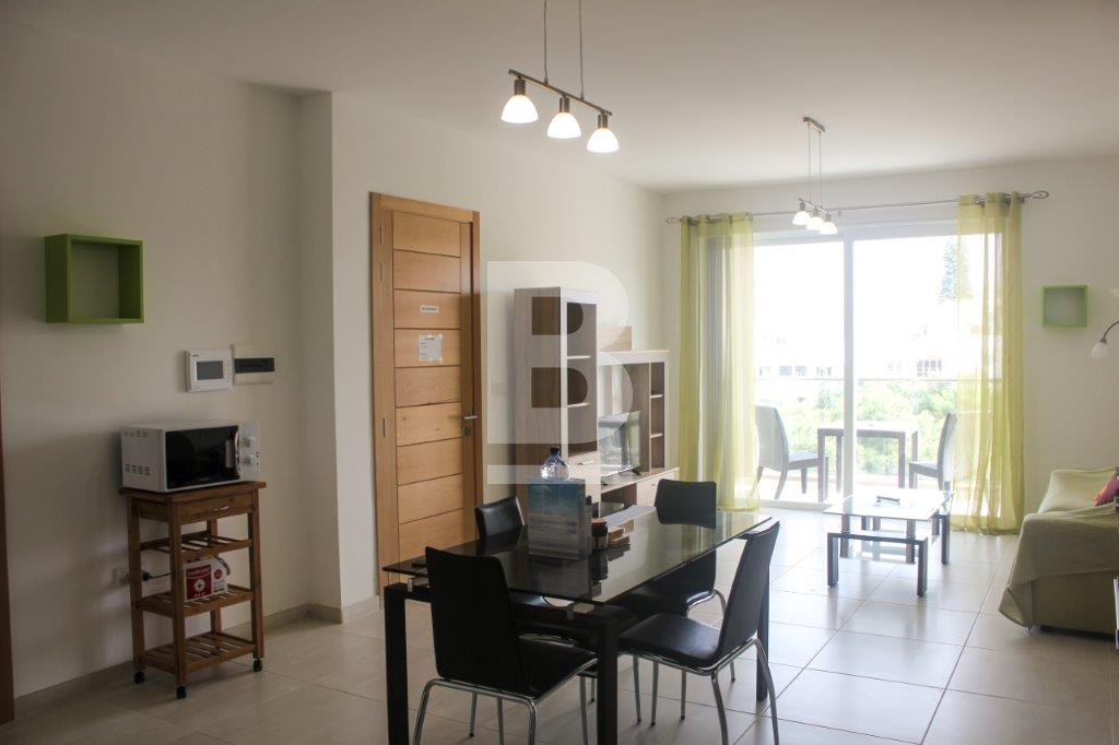 3 bed Apartment for rent - Image 1