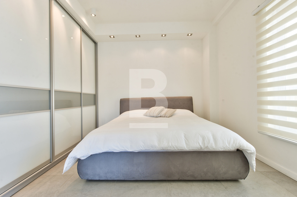 P_020283_E2-1301_2nd_Double_Bedr