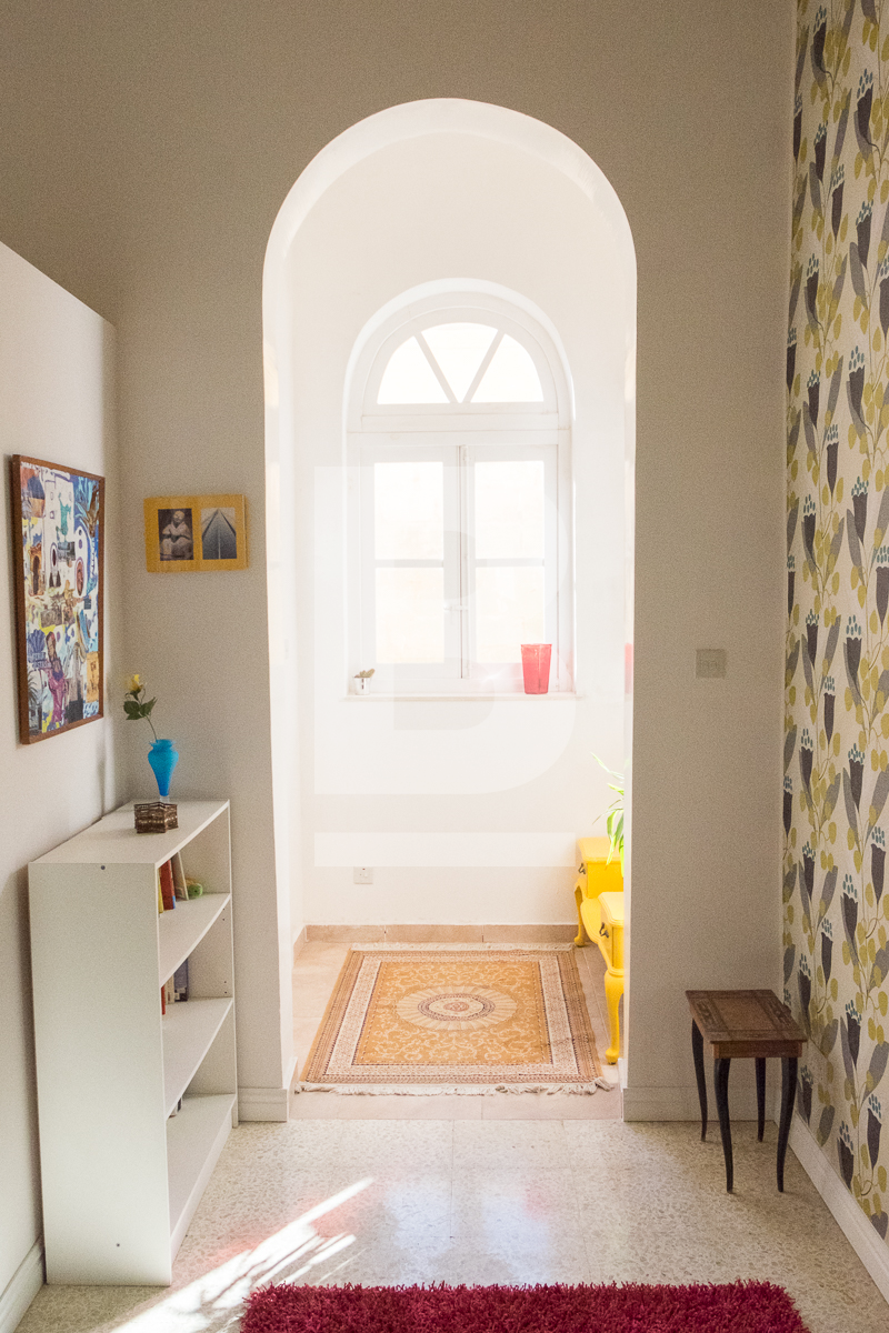 P_024145_view_to_upstairs_window