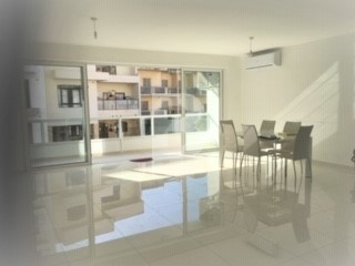3 bed Maisonette for rent - Image 1
