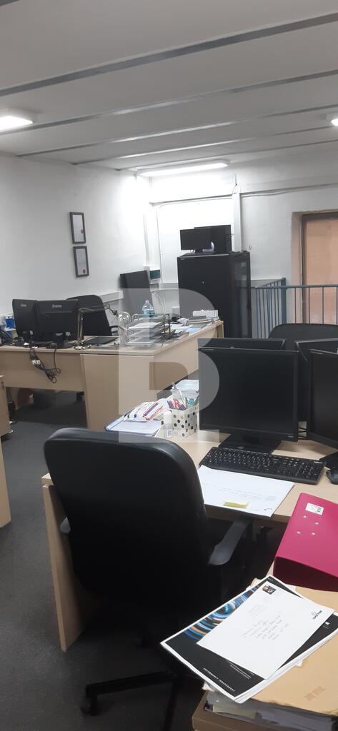 Office for rent - Image 1