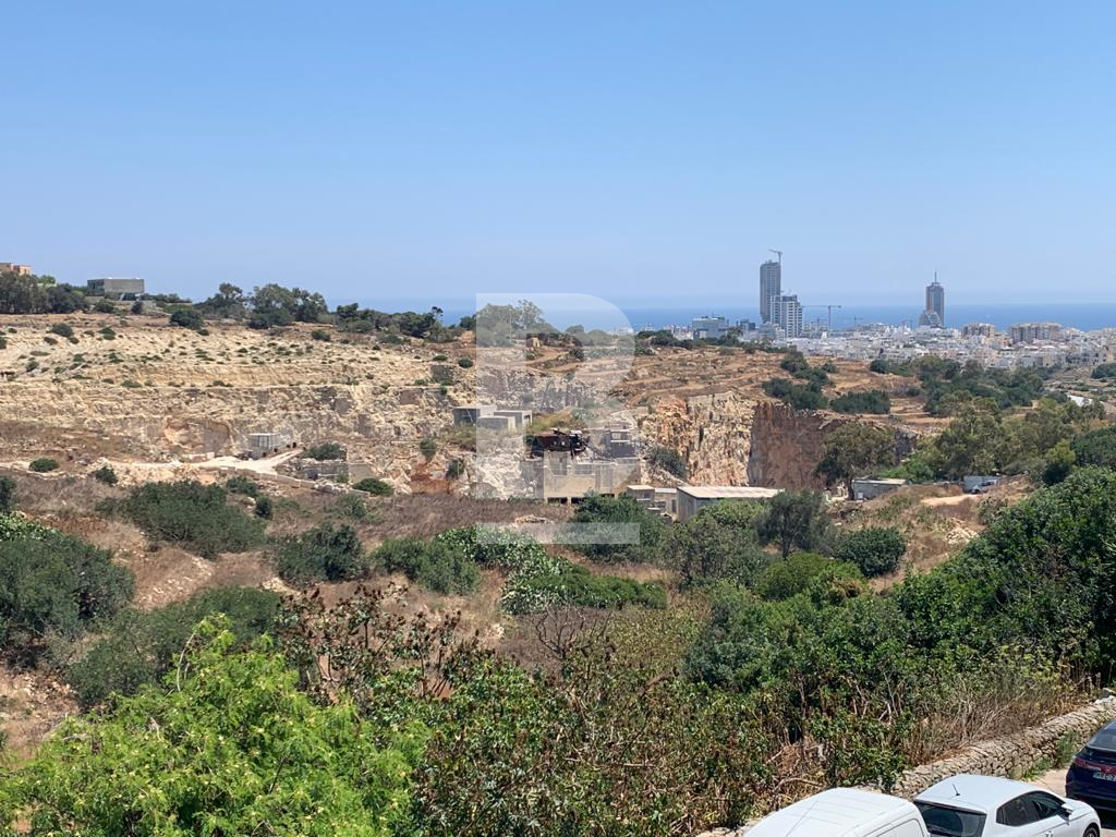 3 bed Apartment for rent - Image 1