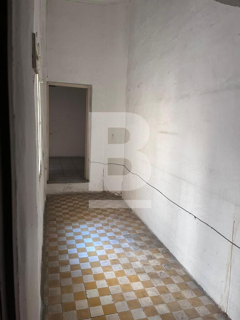 P_702048_CORRIDOR1.JPG