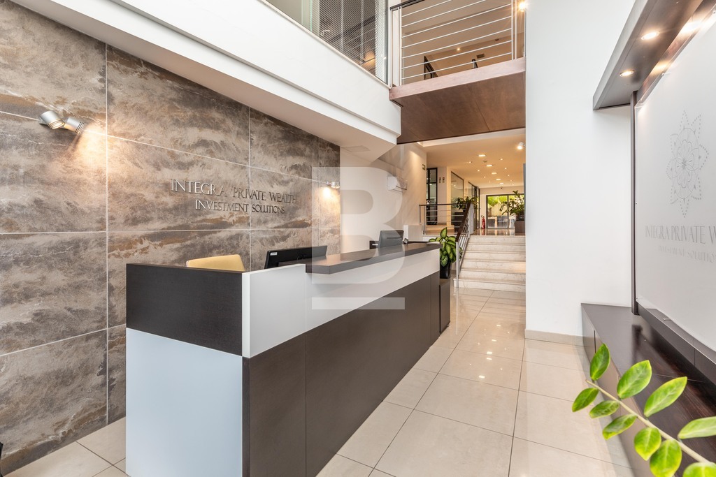 Office for rent - Image 1