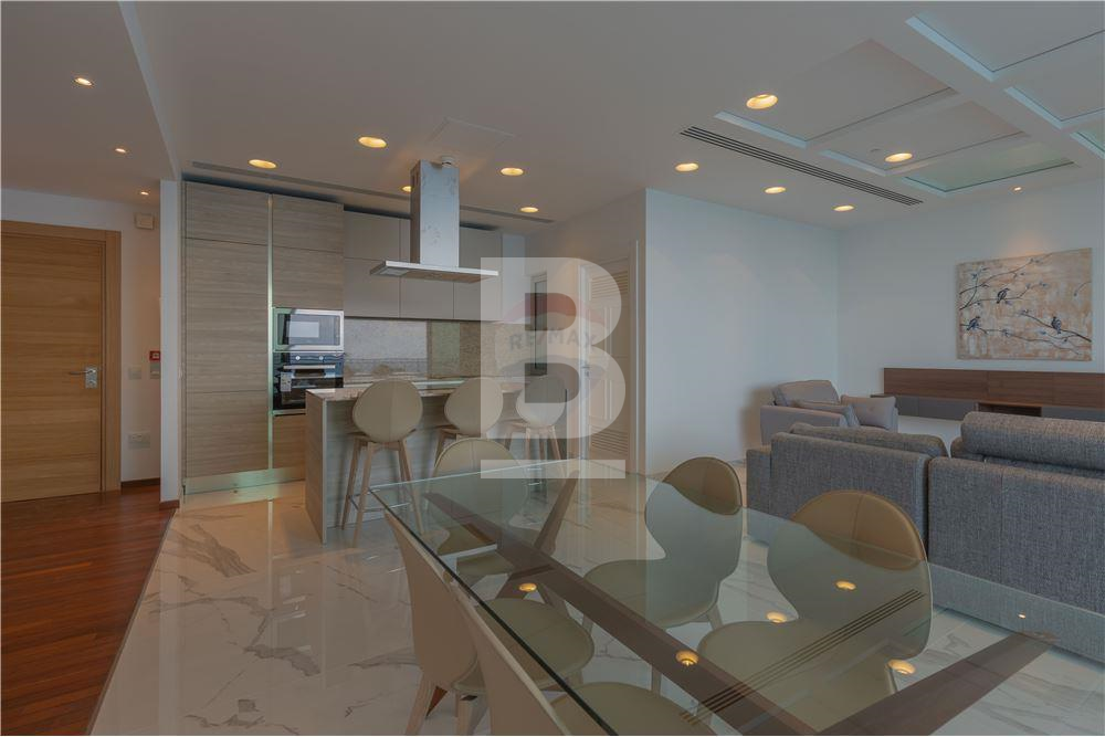 P_800779_Kitchen_and_Dining_Area