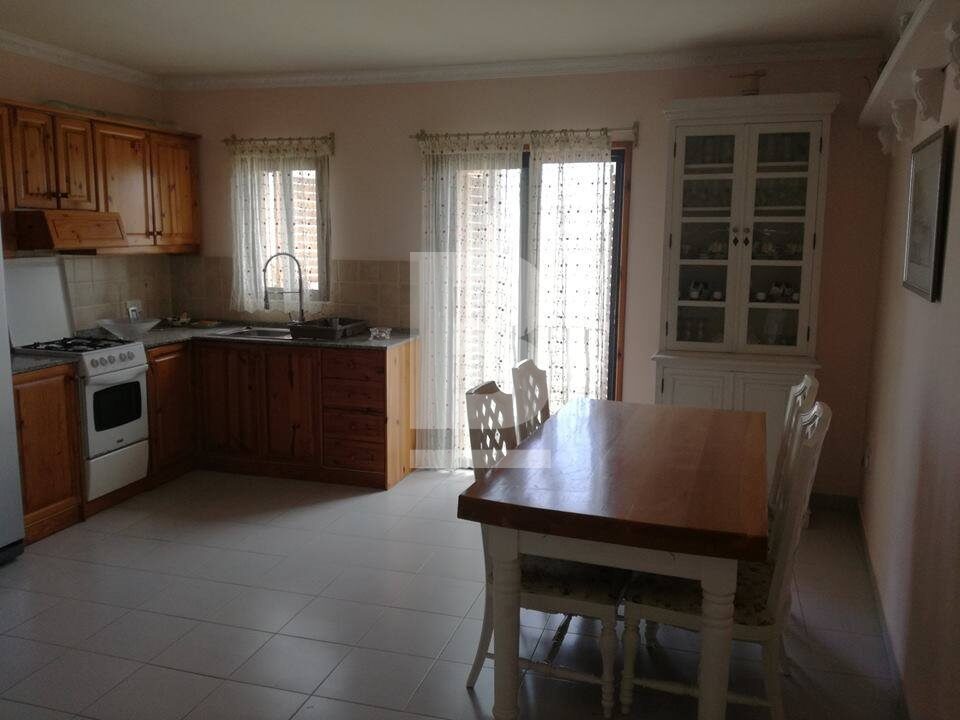 1 bed Penthouse for rent - Image 1