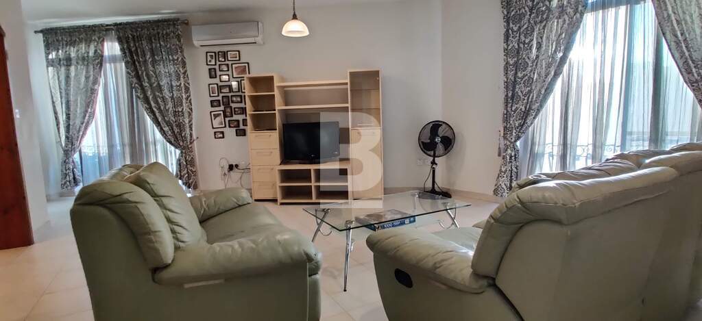 3 bed Apartment for rent - Image 1