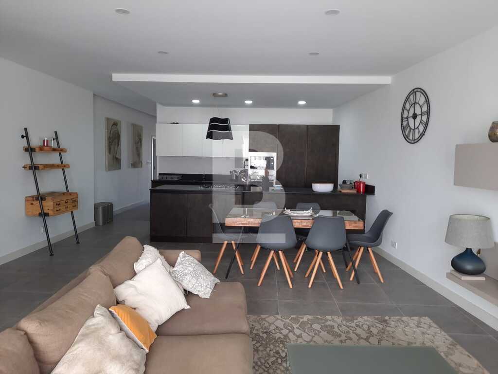 3 bed Apartment for rent - Image 1