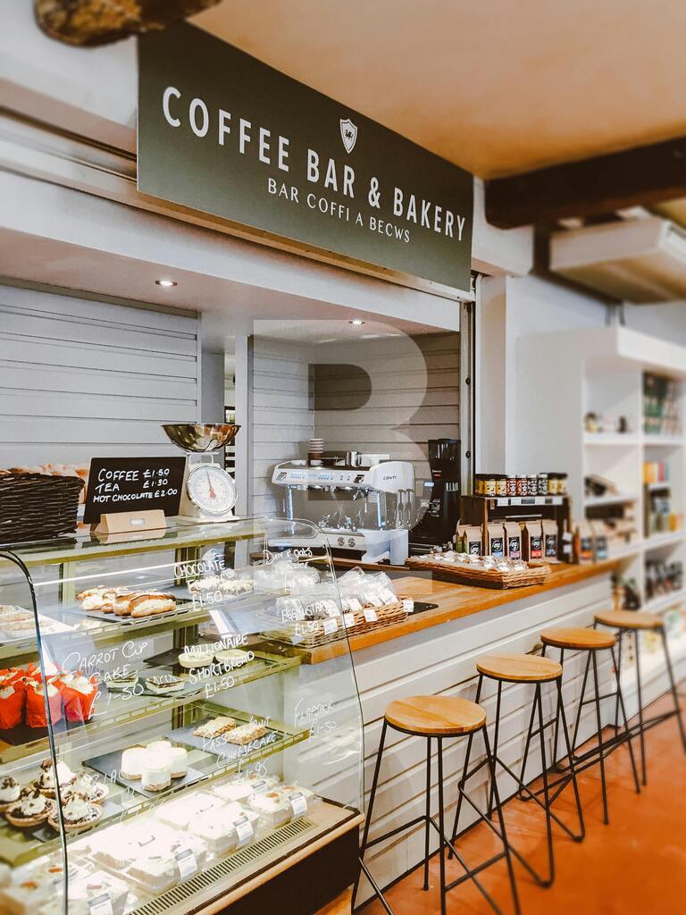 Snack Bar / Cafeteria for rent - Image 1