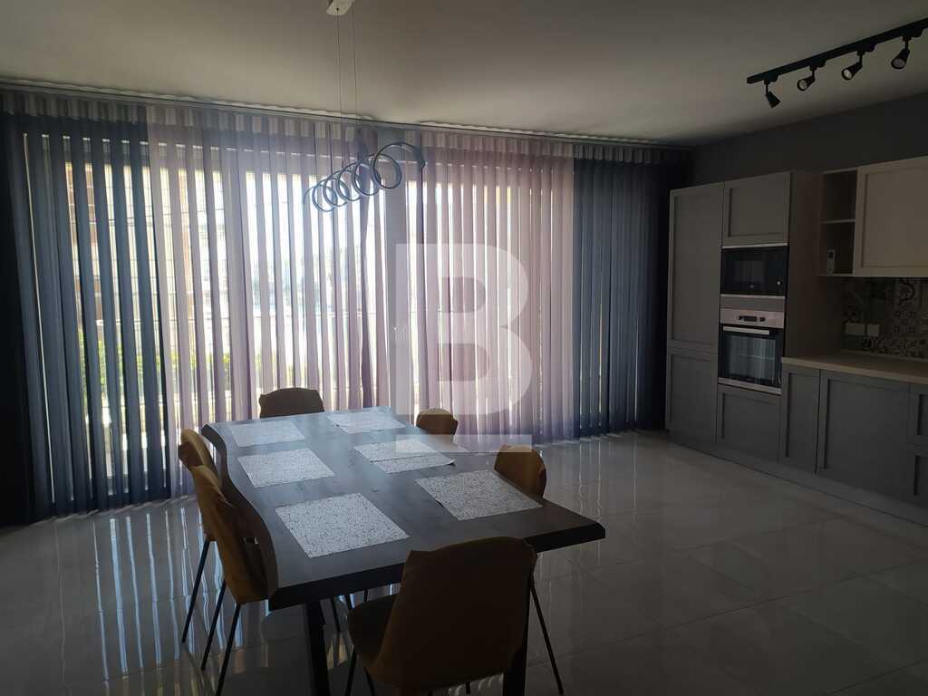 3 bed Apartment for rent - Image 1