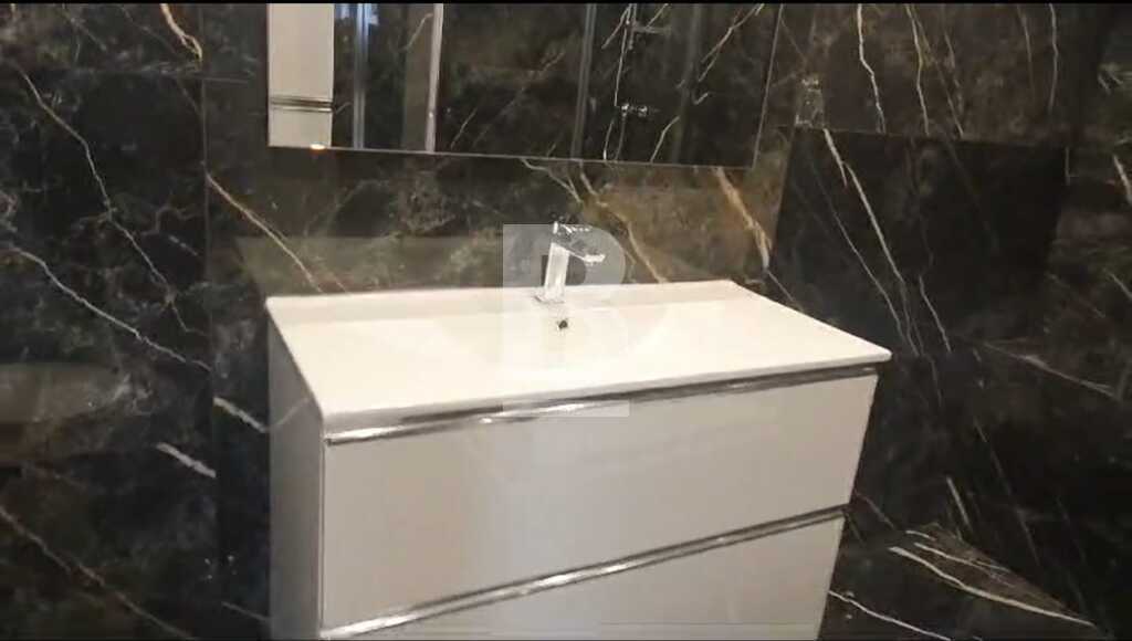 3 bed Apartment for rent - Image 1