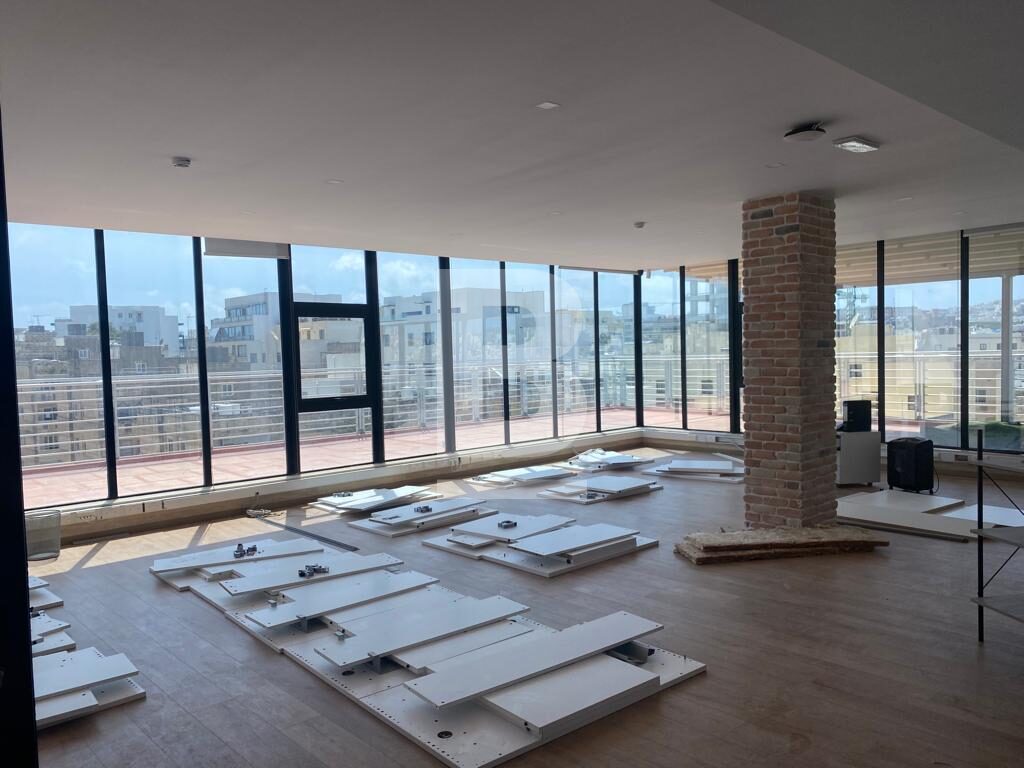 Office for rent - Image 1