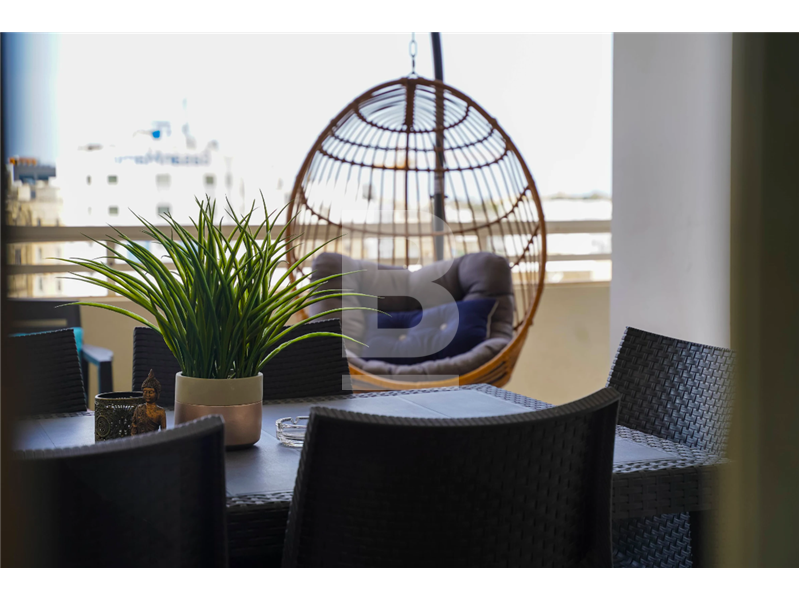 3 bed Apartment for rent - Image 1