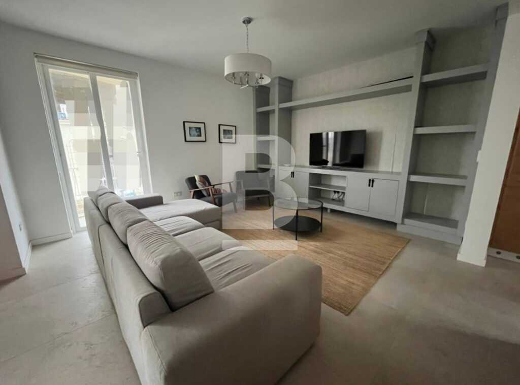 3 bed Apartment for rent - Image 1