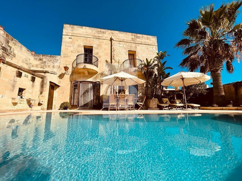 4 bed Houses of Character for Sale