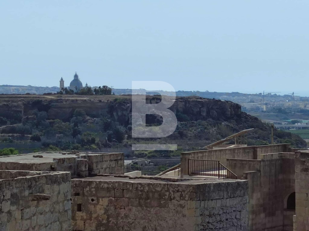 2 bed Houses of Character for Sale - Image 1