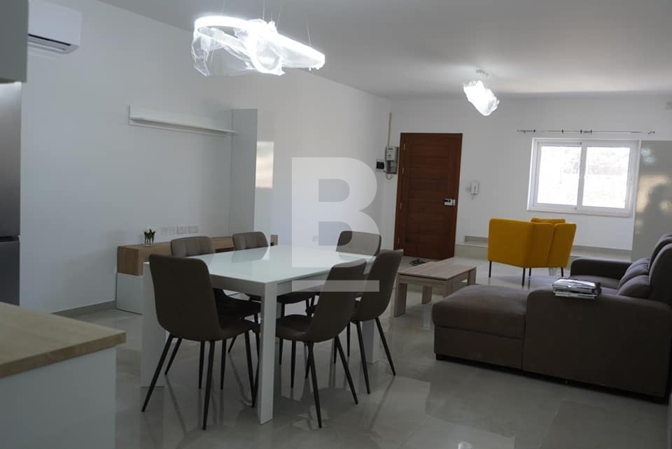 3 bed Maisonette for rent - Image 1