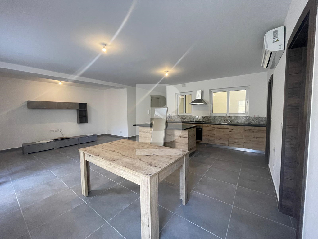 3 bed Apartment for Sale - Image 1