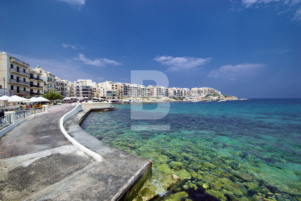 3 bed Apartment for Sale - Image 1