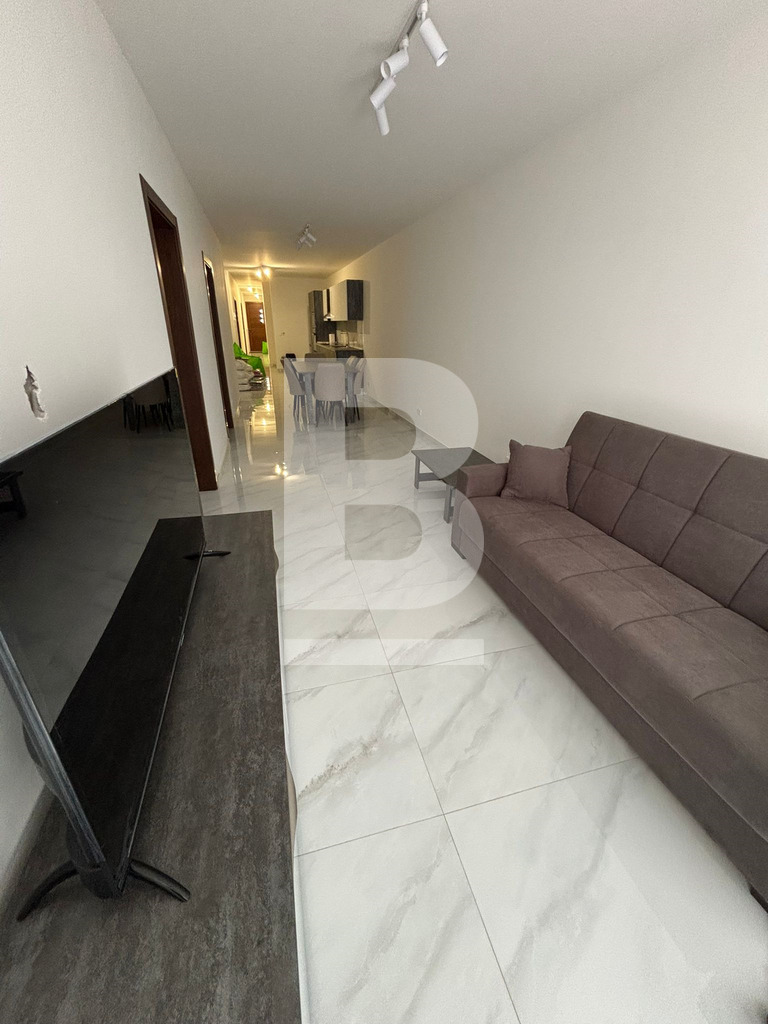 3 bed Maisonette for rent - Image 1