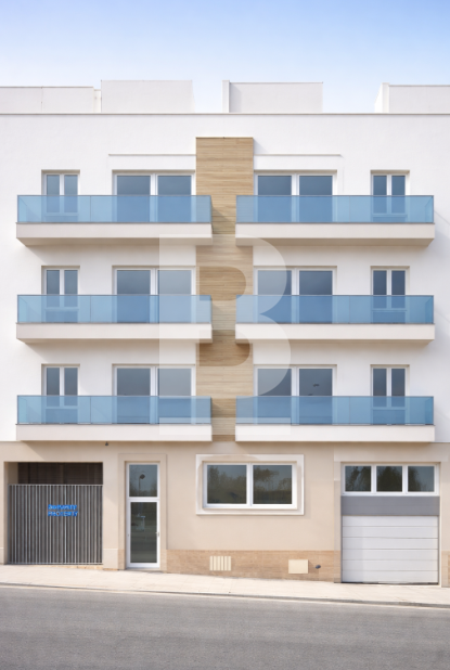 3 bed Maisonette for Sale - Image 1