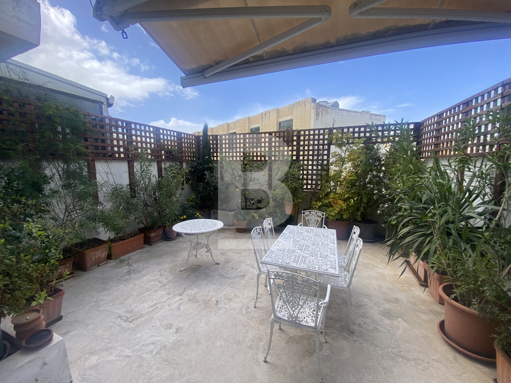2 bed Apartment for Sale