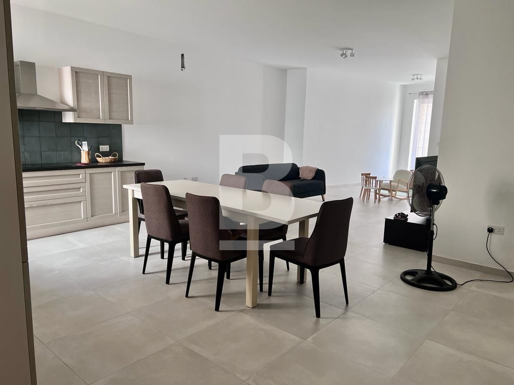 3 bed Apartment for rent - Image 1