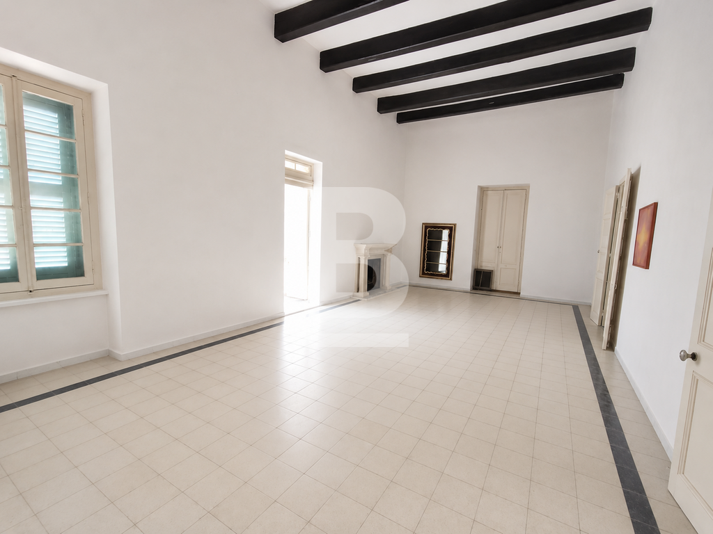 10 bed Accommodation for rent - Image 1