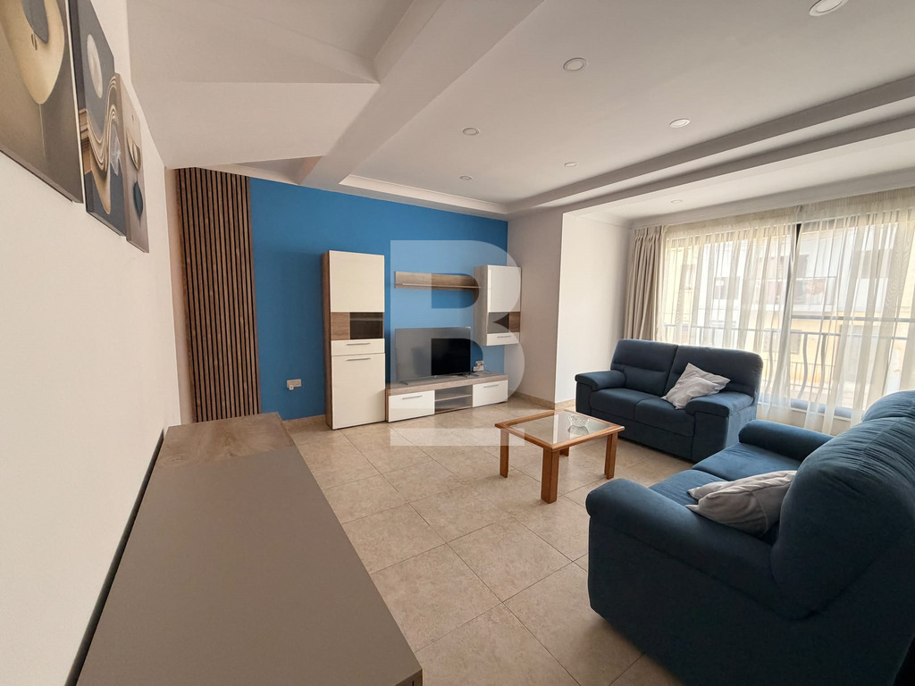 3 bed Maisonette for rent - Image 1