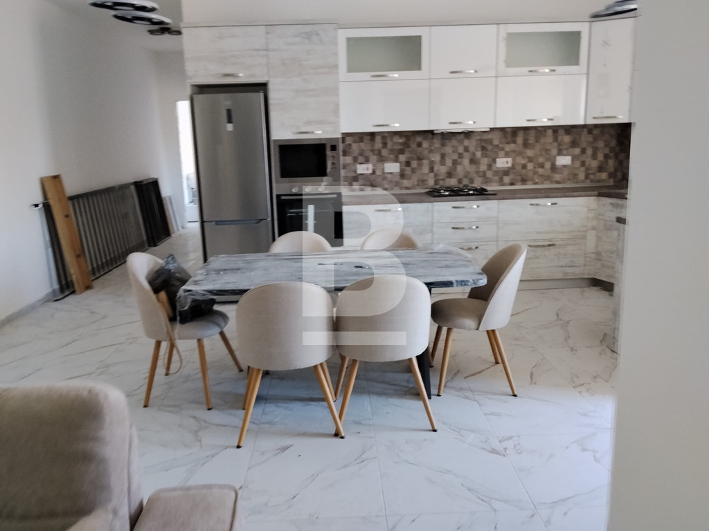 3 bed Apartment for rent - Image 1