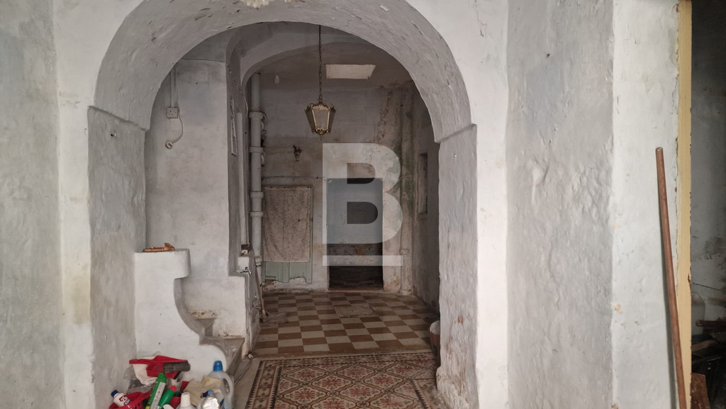 4 bed Houses of Character for Sale - Image 1