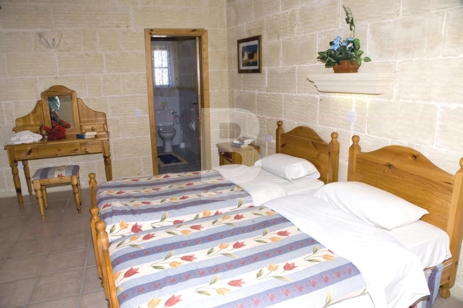 Screenshot_17-9-2025_141220_www.bellavistafarmhousesgozo.com