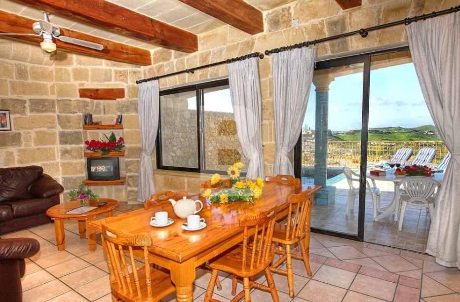 Screenshot_17-9-2025_113623_www.bellavistafarmhousesgozo.com