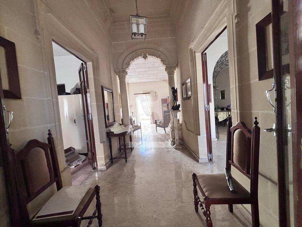 3 bed Houses of Character for Sale - Image 1