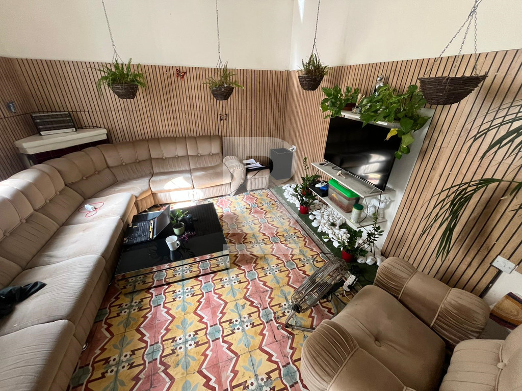 11 bed Shared Accommodation for rent - Image 1