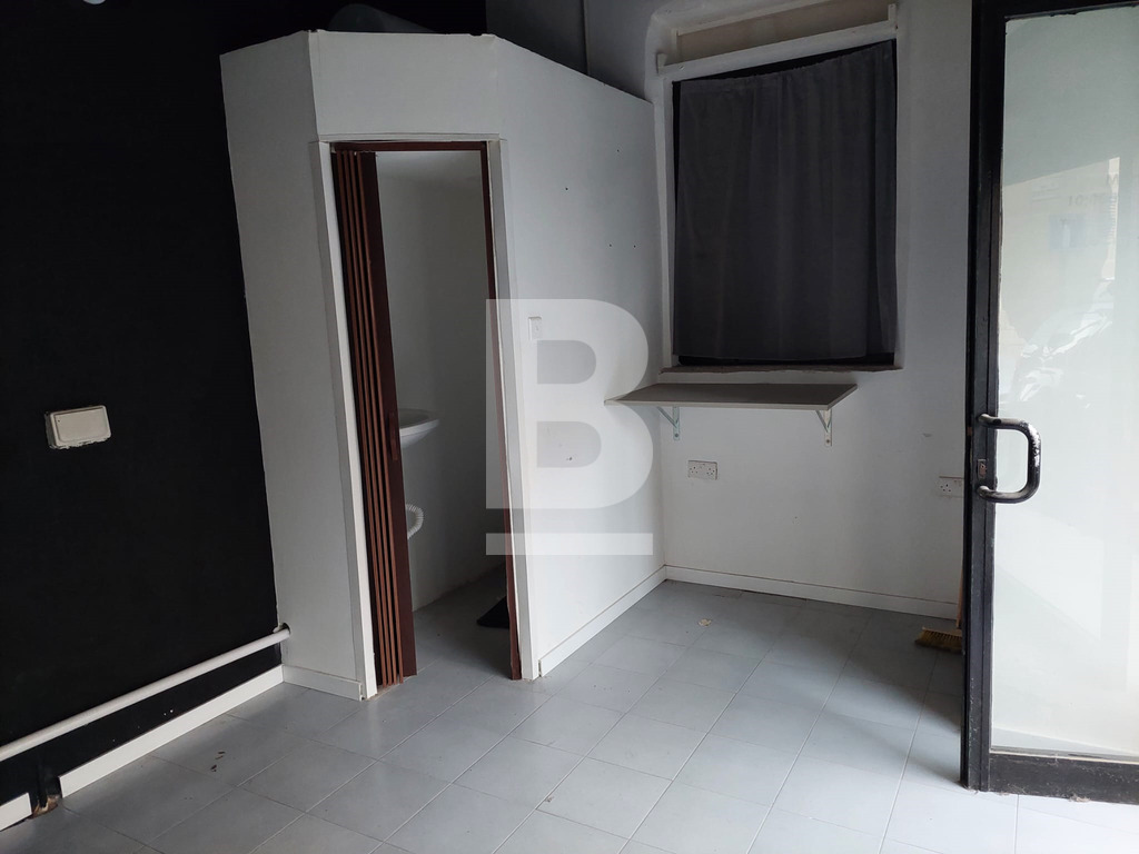 Office for rent - Image 1